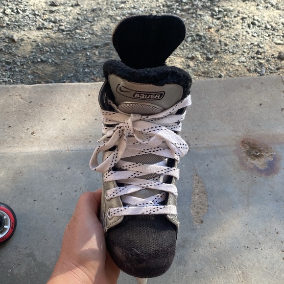 Bauer skates - Picture 2 of 7